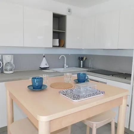 Apartment Magnificent 3-room 